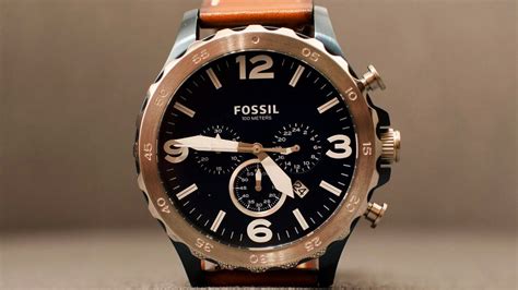 【メンズ時計】FOSSIL (フォッシル) の評判＆年齢層は？ダサい .